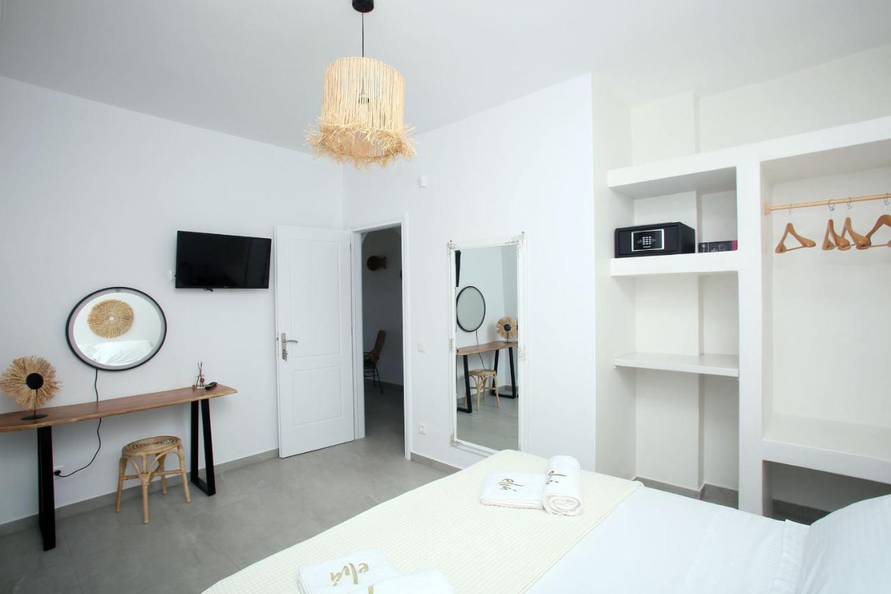 Elia Privileged Suites Andros Ανδροσ Exterior photo